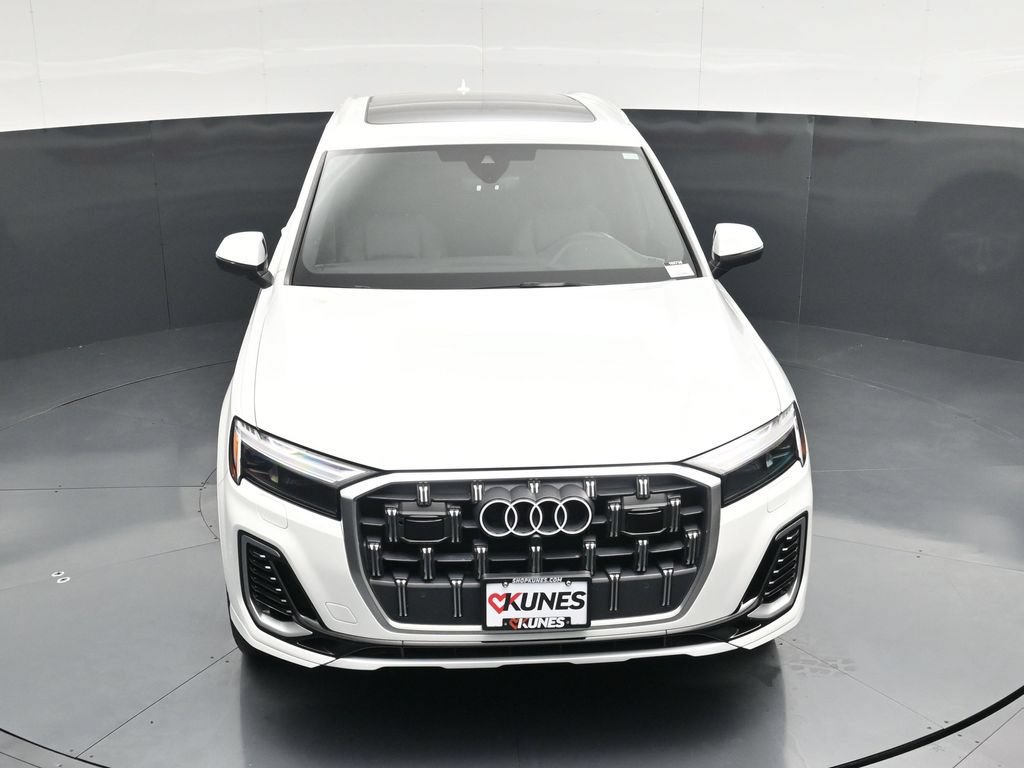 Used 2025 Audi Q7 3.0T Premium Plus AWD/4WD image 46