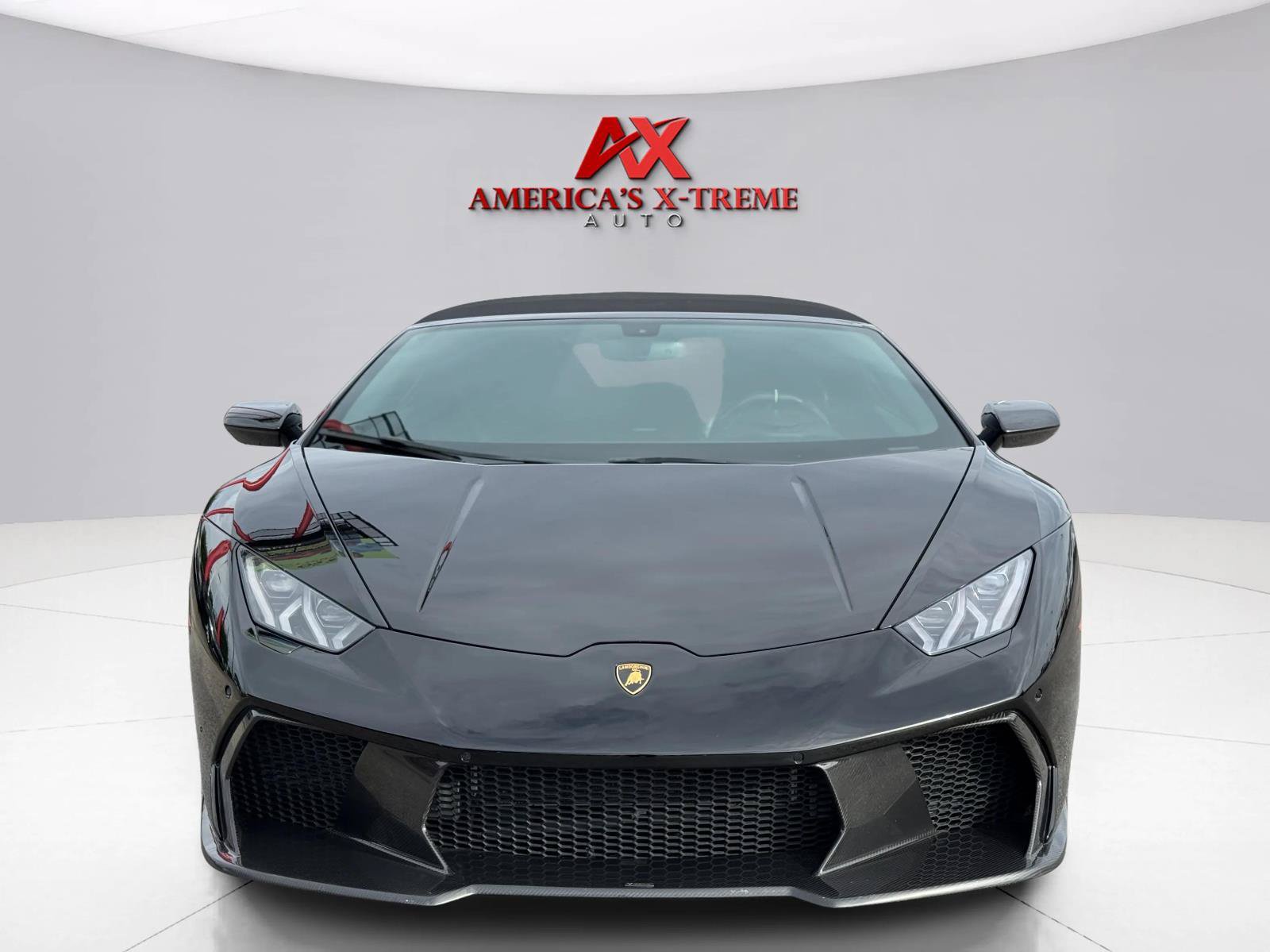 Used 2018 Lamborghini Huracan LP 580-2 RWD image 9