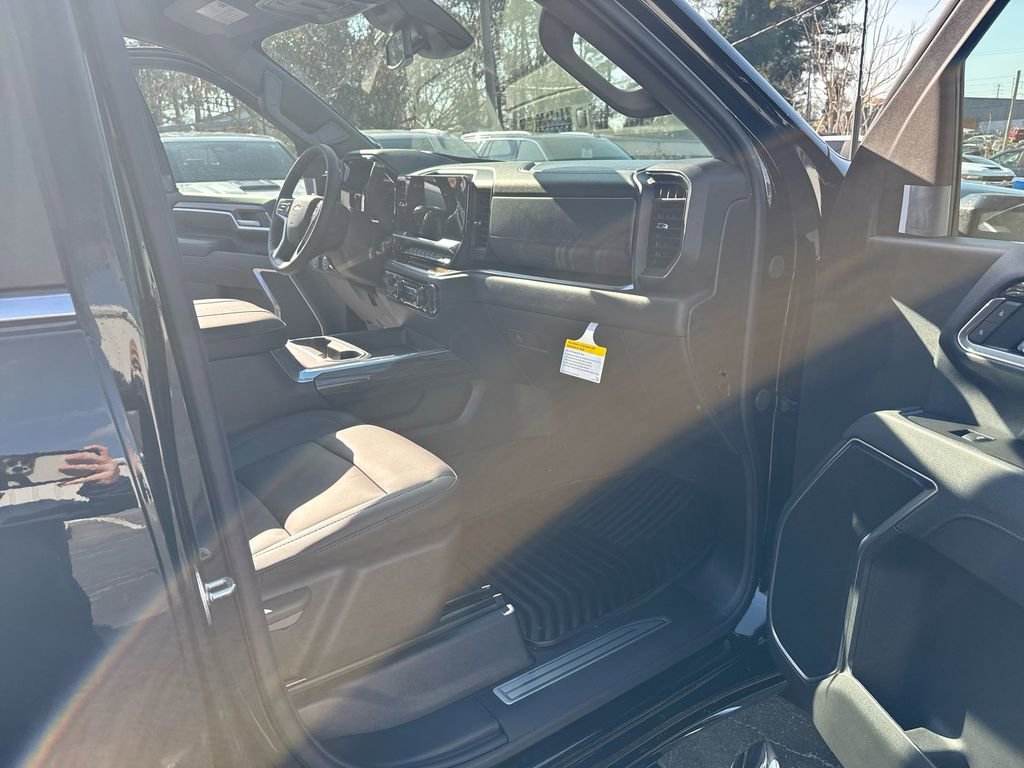 New 2026 Chevrolet Silverado 2500 LT w/ Z71 Chrome Sport Edition image 31