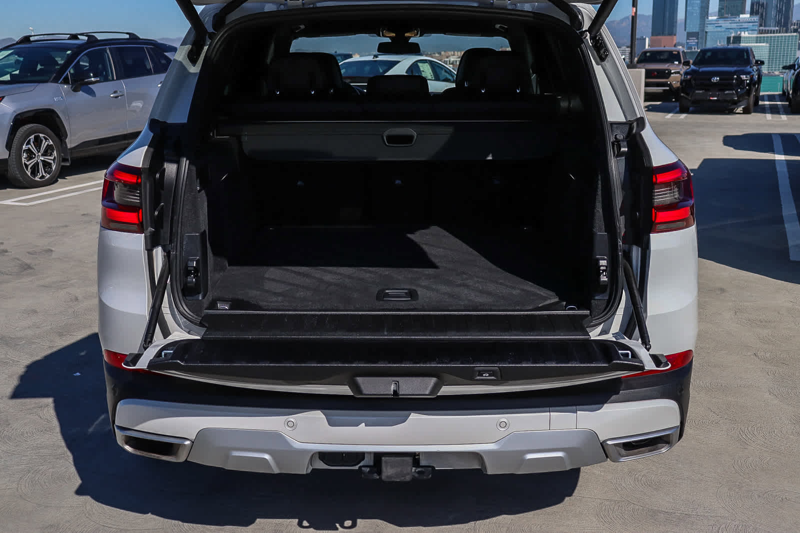 Used 2023 BMW X5 xDrive40i w/ Luxury Seating Package image 35