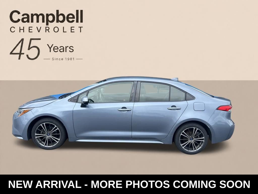Used 2020 Toyota Corolla LE FWD image 2