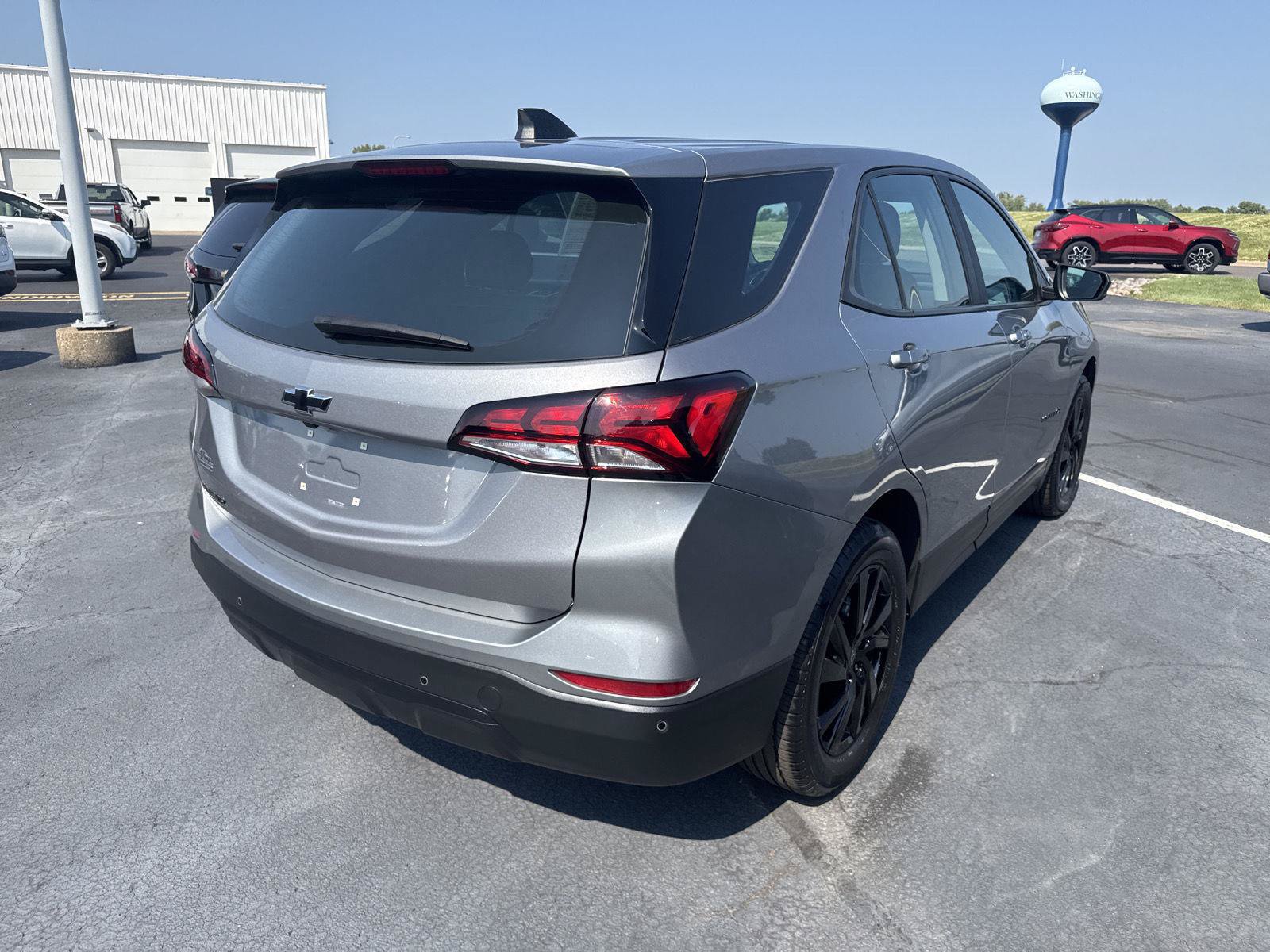 Certified 2024 Chevrolet Equinox LS w/ Sport Edition FWD image 4