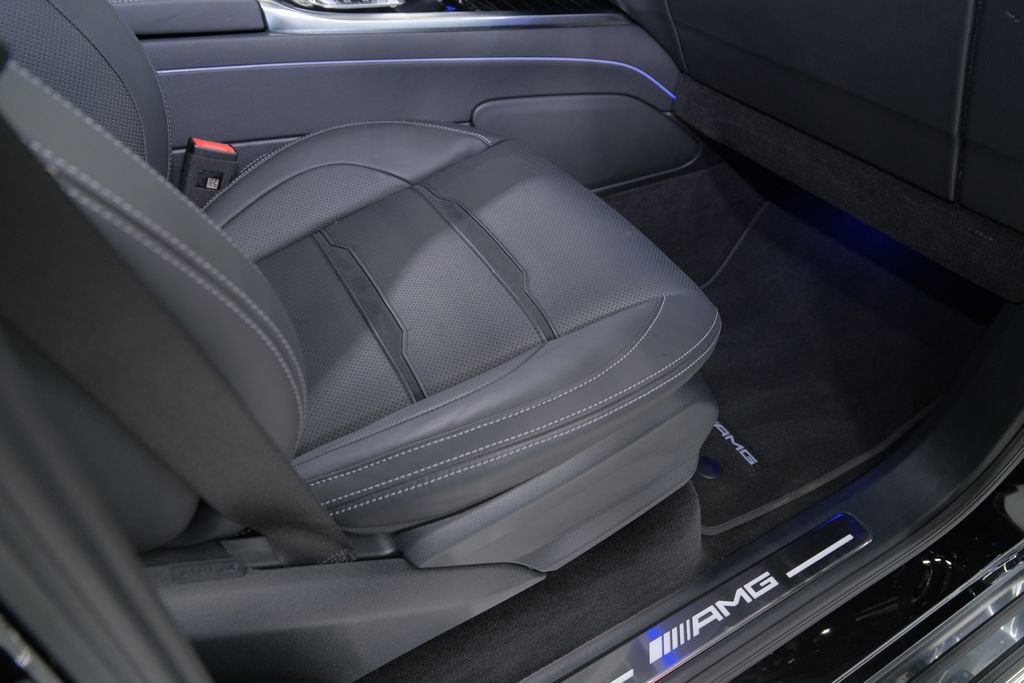 Used 2025 Mercedes-Benz G 63 AMG 4MATIC image 37