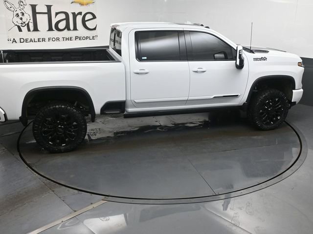 New 2026 Chevrolet Silverado 2500 High Country w/ High Country Premium Package AWD/4WD image 18