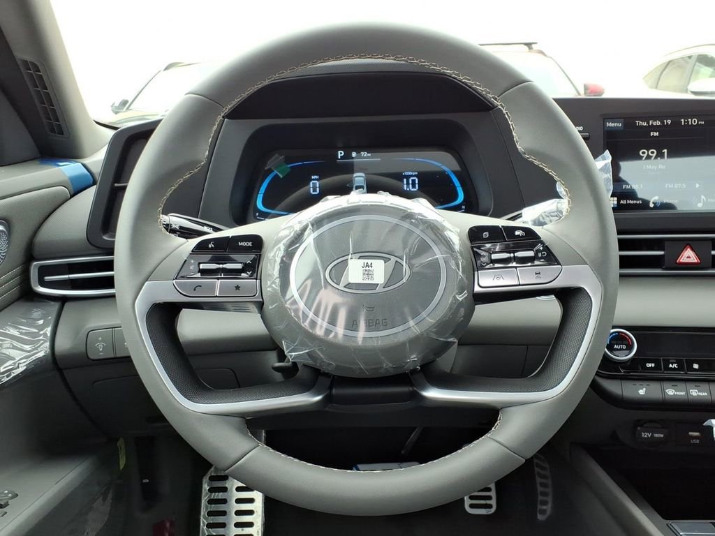 New 2026 Hyundai Elantra SEL Sport image 12