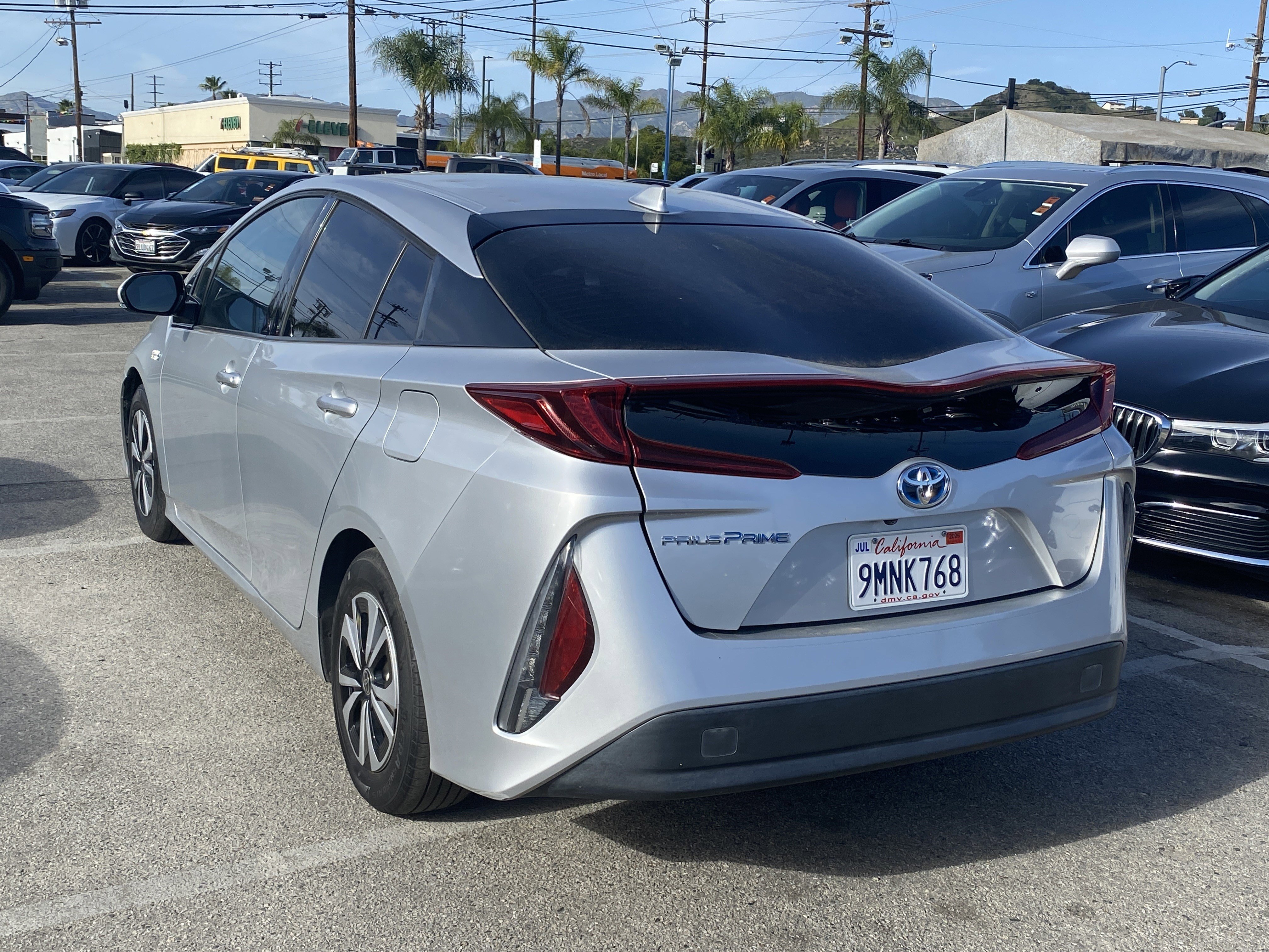 Used 2017 Toyota Prius Prime Premium w/ Carpet Mat Package image 12