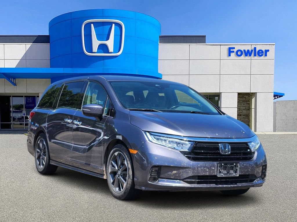 Used 2024 Honda Odyssey Elite image 2