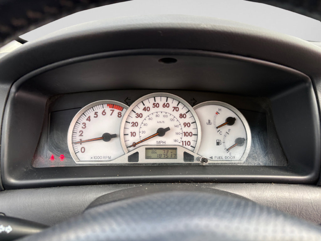 Used 2005 Toyota Corolla S w/ Enhanced Pwr Pkg FWD image 11