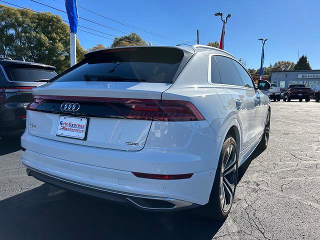 Used 2019 Audi Q8 Premium Plus w/ Premium Plus image 3