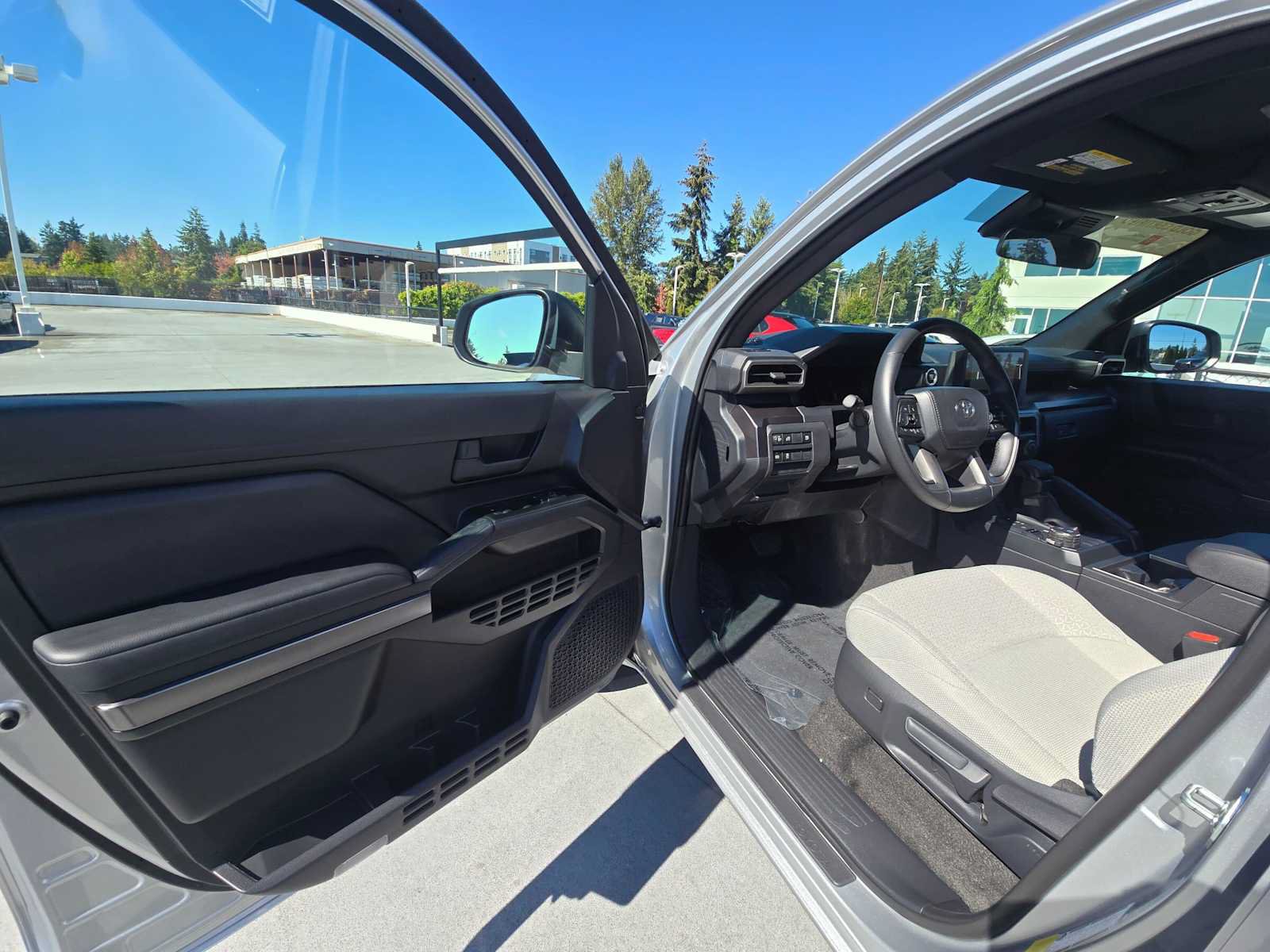 Certified 2025 Toyota 4Runner SR5 AWD/4WD image 20