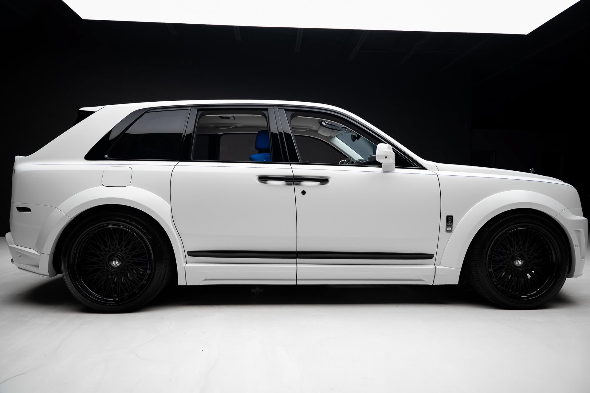 Used 2024 Rolls-Royce Cullinan Black Badge w/ Driver's Package AWD/4WD image 36