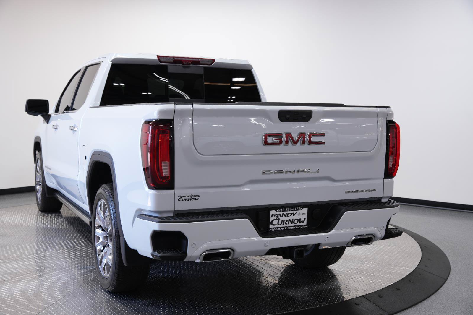 Used 2026 GMC Sierra 1500 Denali AWD/4WD image 8