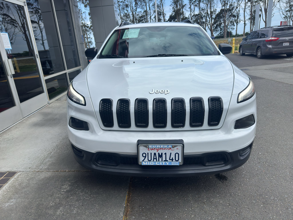 Used 2016 Jeep Cherokee Sport AWD/4WD image 23
