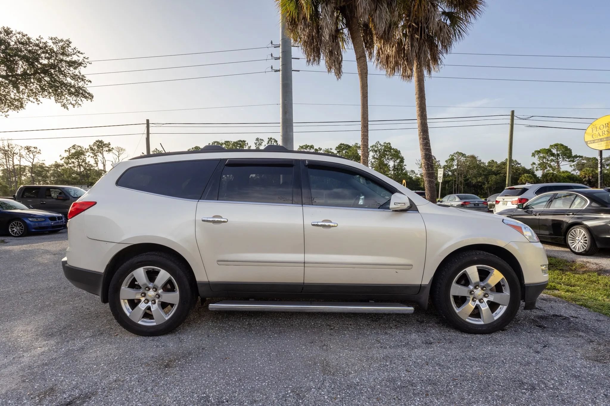 Used 2011 Chevrolet Traverse LTZ w/ LPO, 'HIT The Road' Package FWD image 6