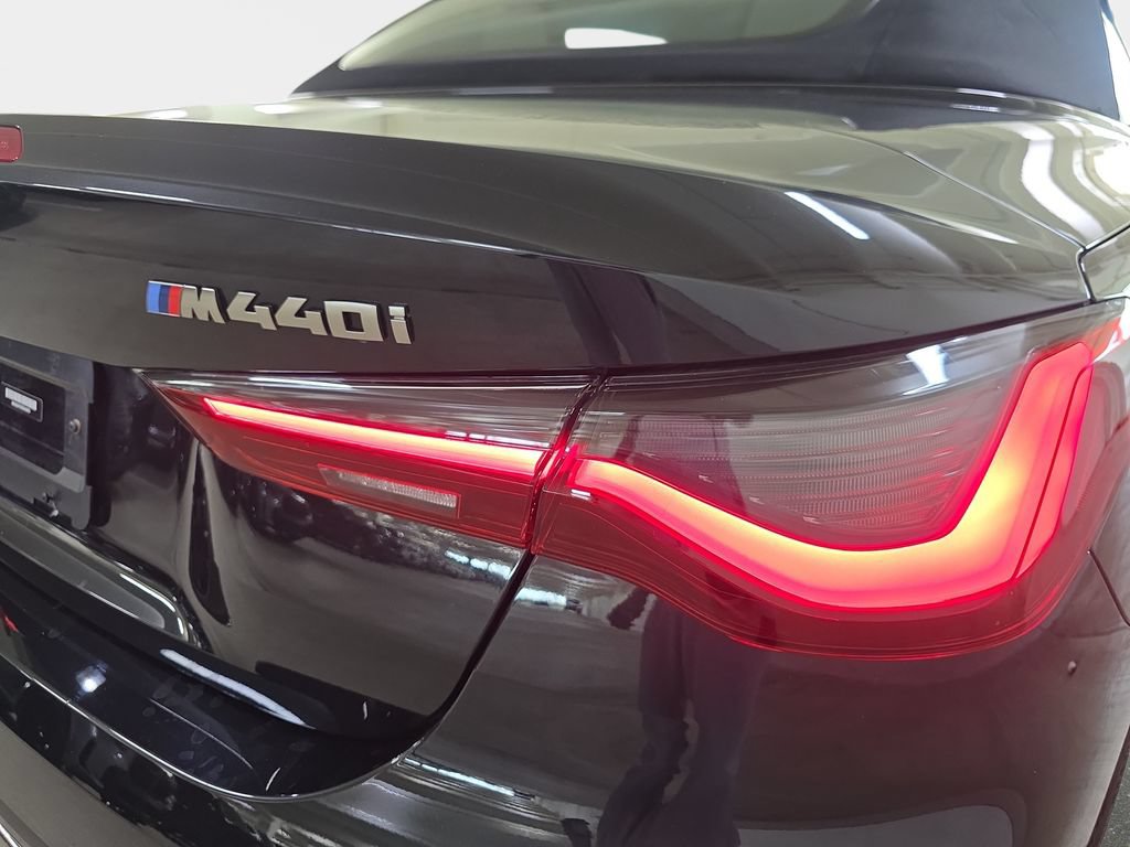 Used 2024 BMW 440i xDrive Convertible w/ Premium Package AWD/4WD image 31