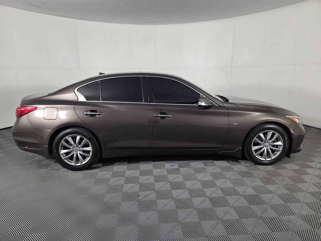 Used 2014 INFINITI Q50 Premium w/ Navigation Package AWD/4WD image 4