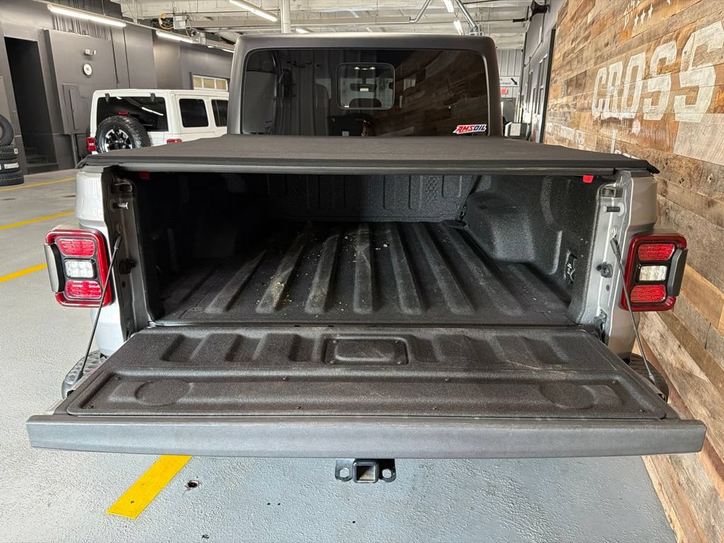 Used 2020 Jeep Gladiator Rubicon w/ Uconnect 4C Nav & Sound Group AWD/4WD image 29