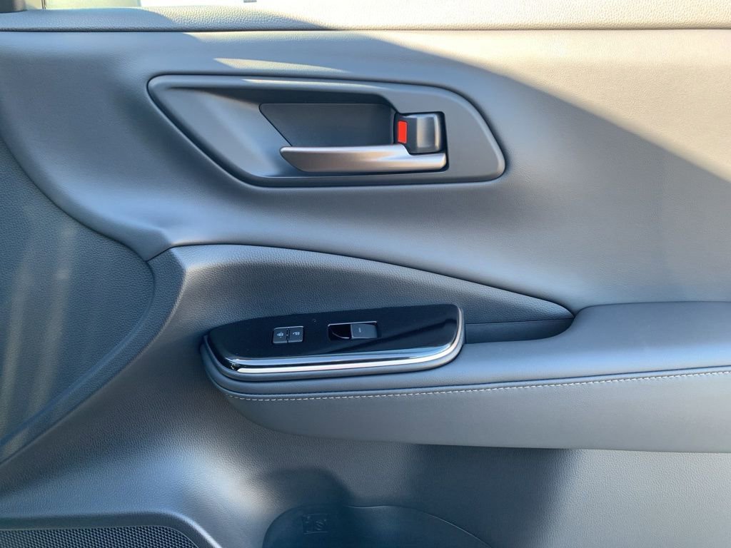 New 2025 Toyota Crown Signia image 19