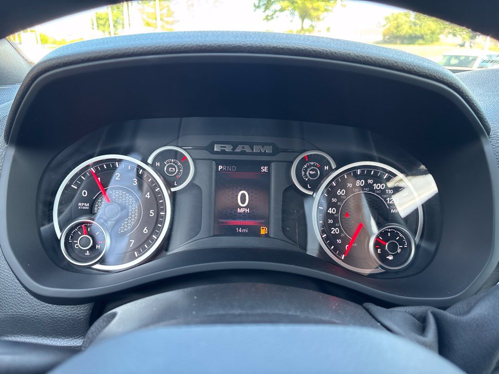 New 2027 RAM 3500 Tradesman AWD/4WD image 39