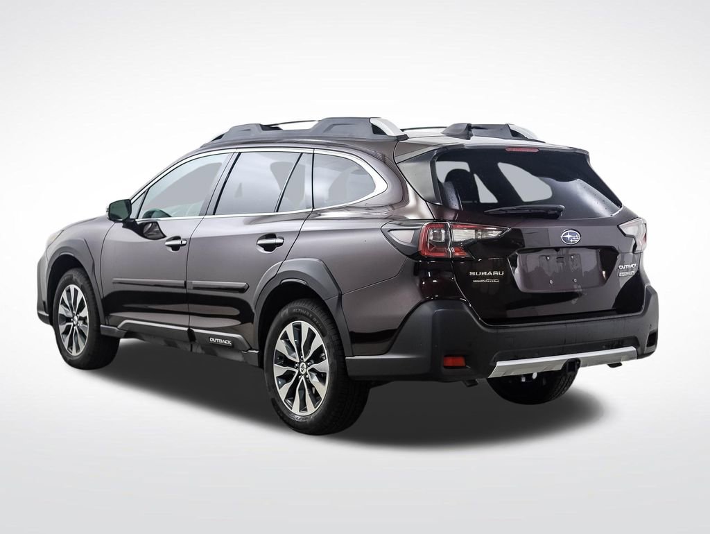 Used 2023 Subaru Outback Touring XT AWD/4WD image 3