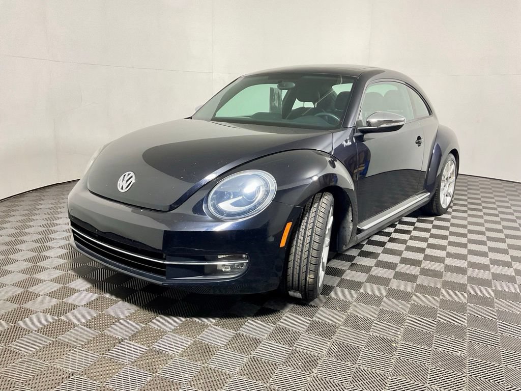 Used 2013 Volkswagen Beetle Turbo FWD image 2