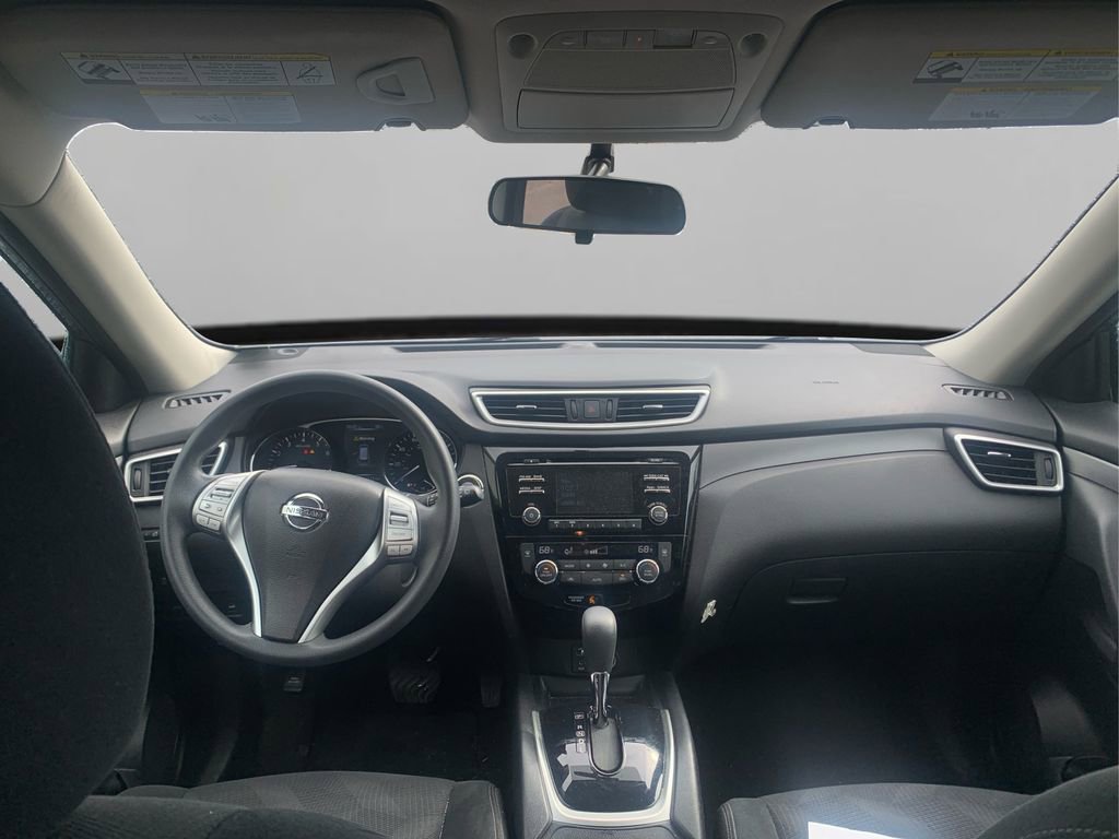 Used 2016 Nissan Rogue SV image 21