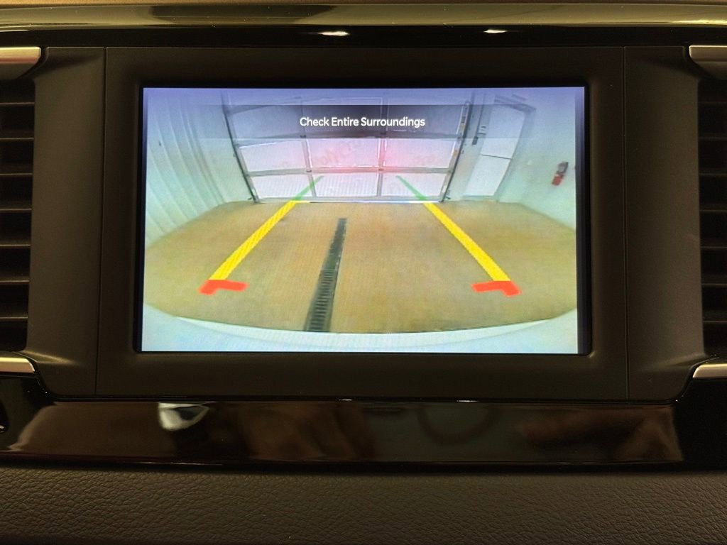 Used 2023 Chrysler Voyager LX FWD image 37
