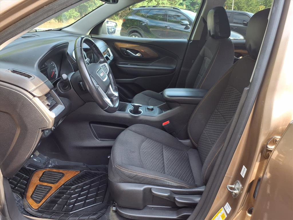 Used 2018 GMC Terrain SLE image 11