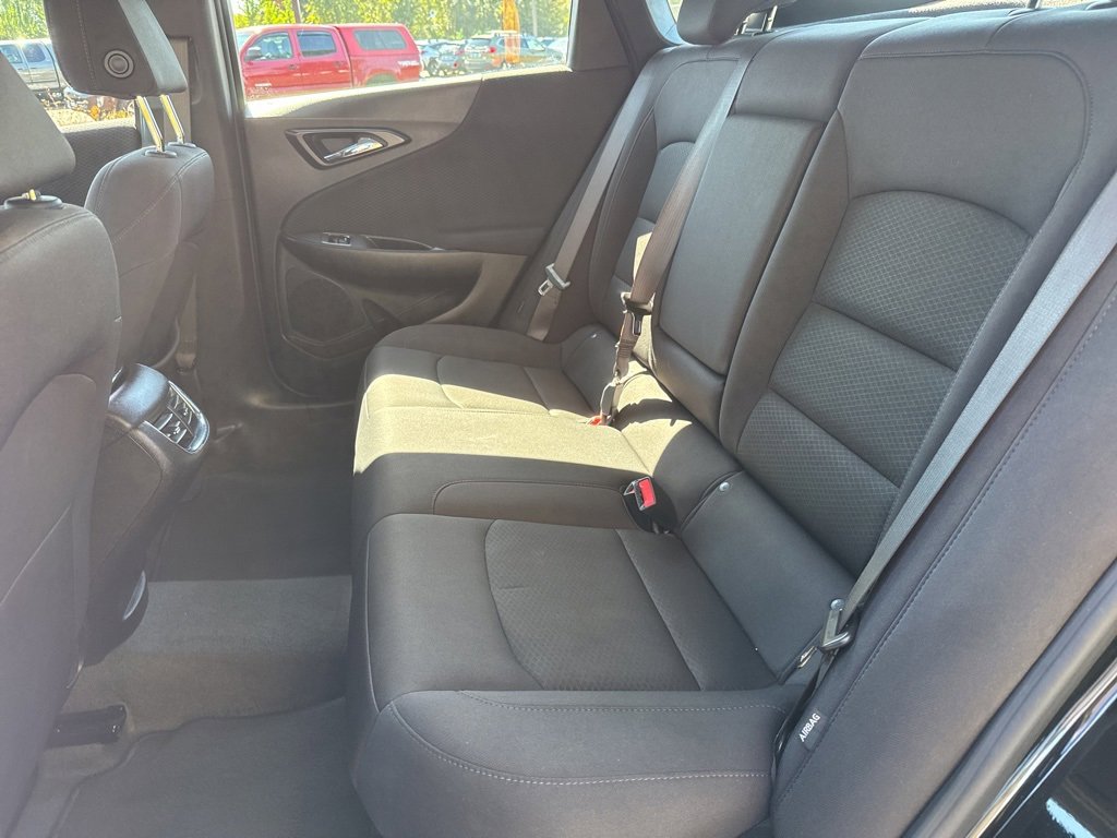 Used 2023 Chevrolet Malibu LT image 18
