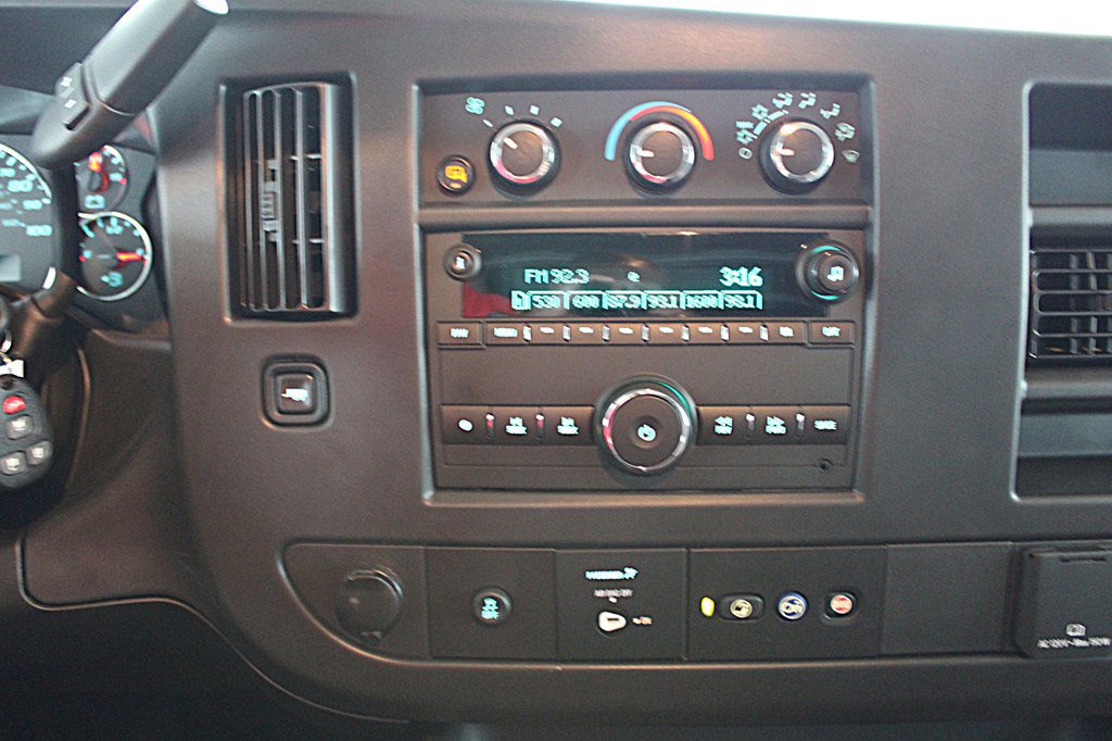 Used 2025 Chevrolet Express 2500 Extended w/ Driver Convenience Package RWD image 28