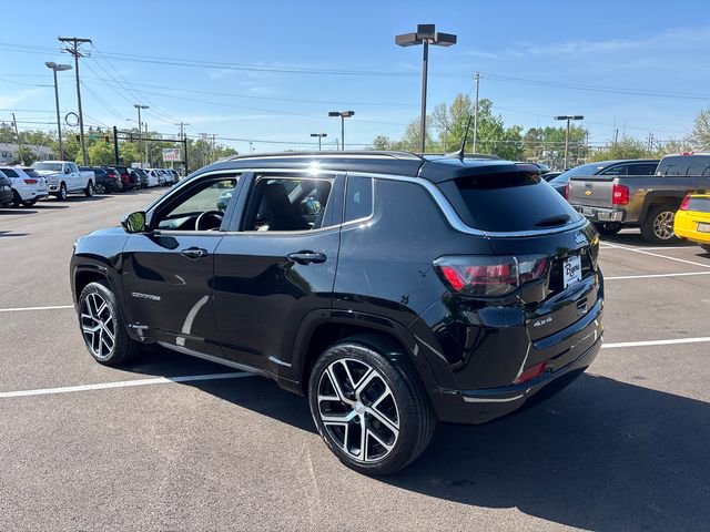 Used 2024 Jeep Compass Limited w/ Elite Group AWD/4WD image 4
