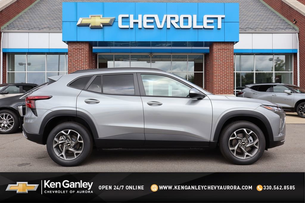 New 2025 Chevrolet Trax LT w/ Driver Confidence Package