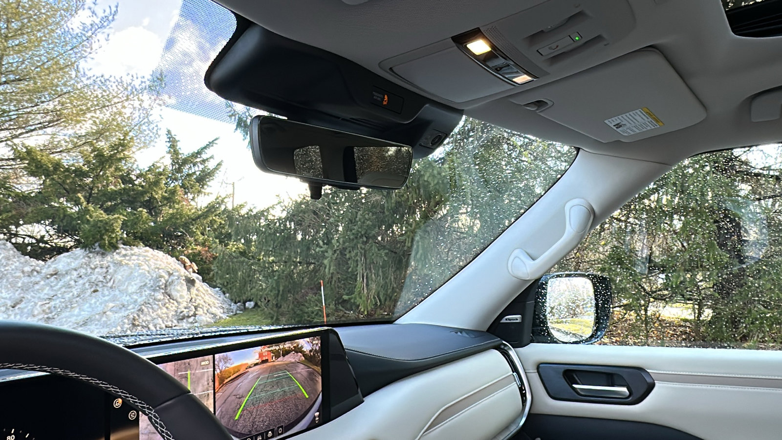 Certified 2025 Nissan Armada Platinum Reserve image 23