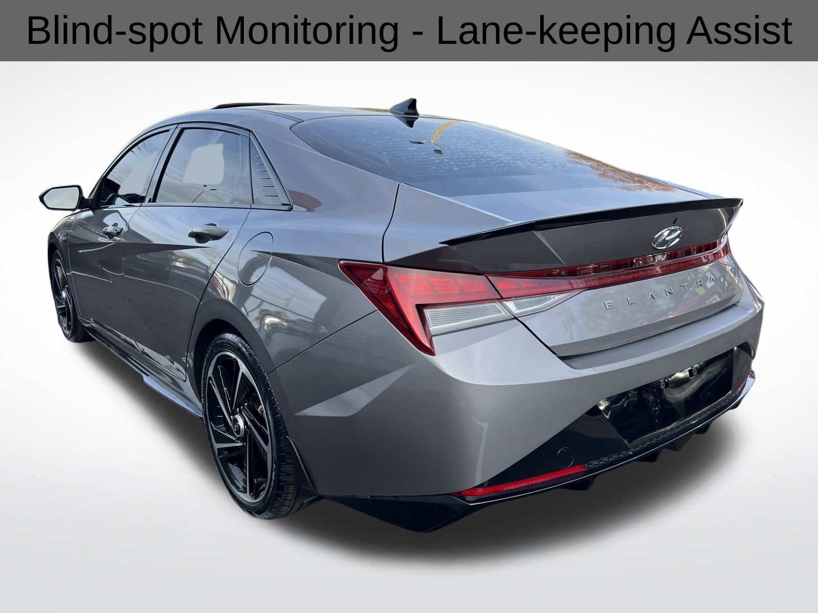 Used 2023 Hyundai Elantra N Line image 9