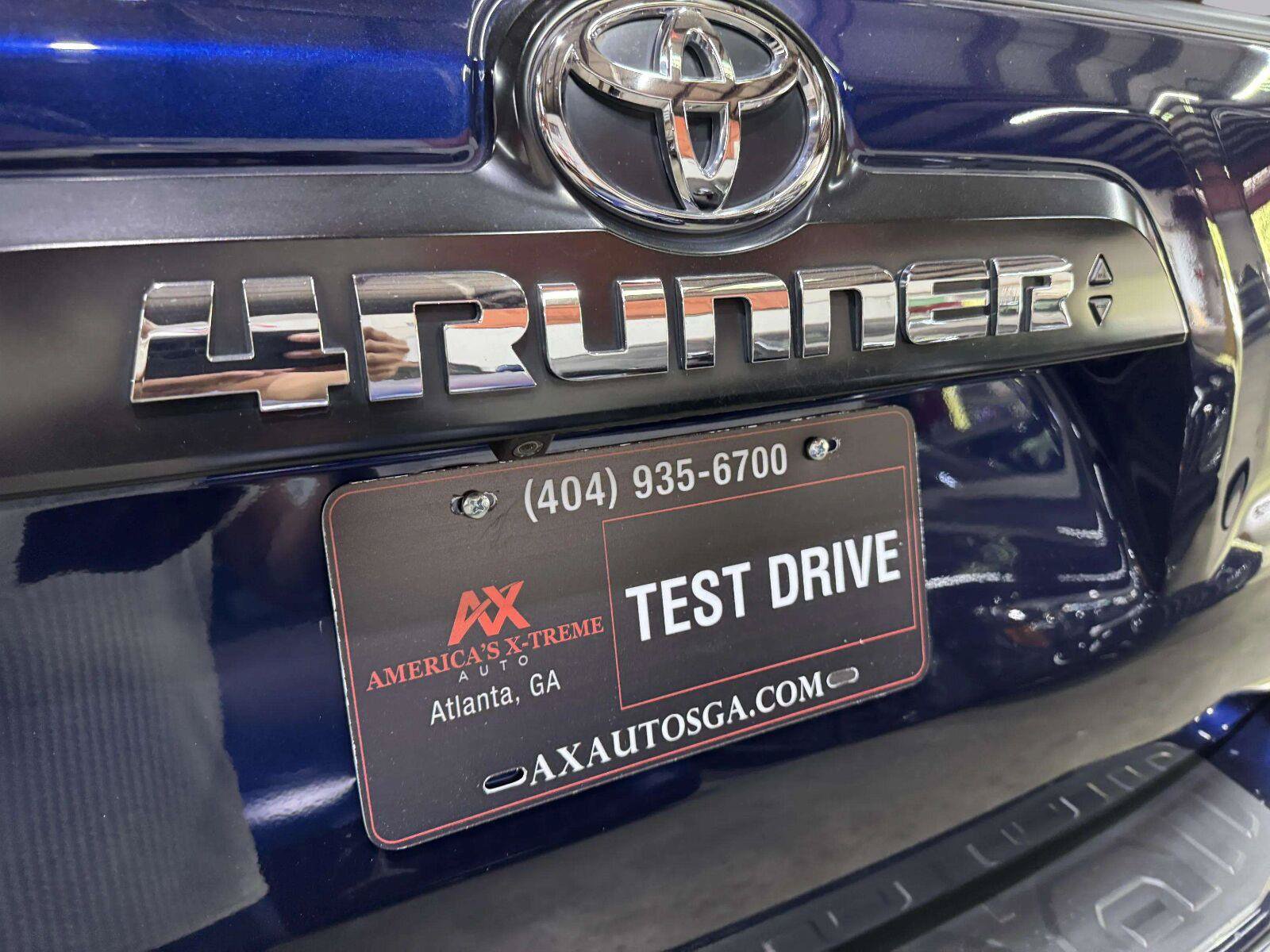 Used 2020 Toyota 4Runner TRD Off-Road Premium w/ Moonroof Package AWD/4WD image 17