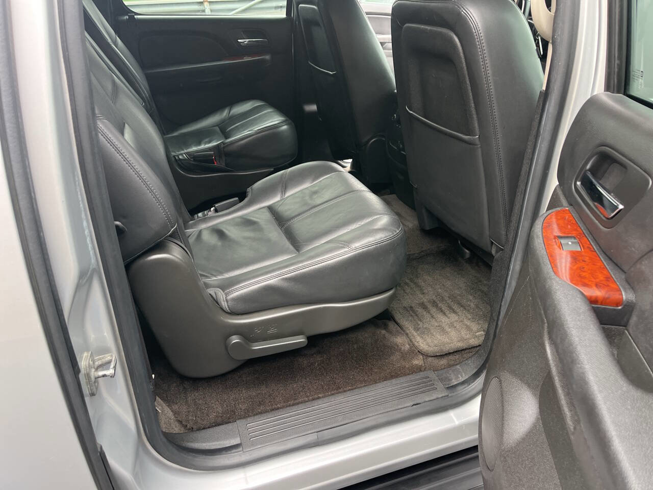 Used 2014 GMC Yukon XL SLT AWD/4WD image 31