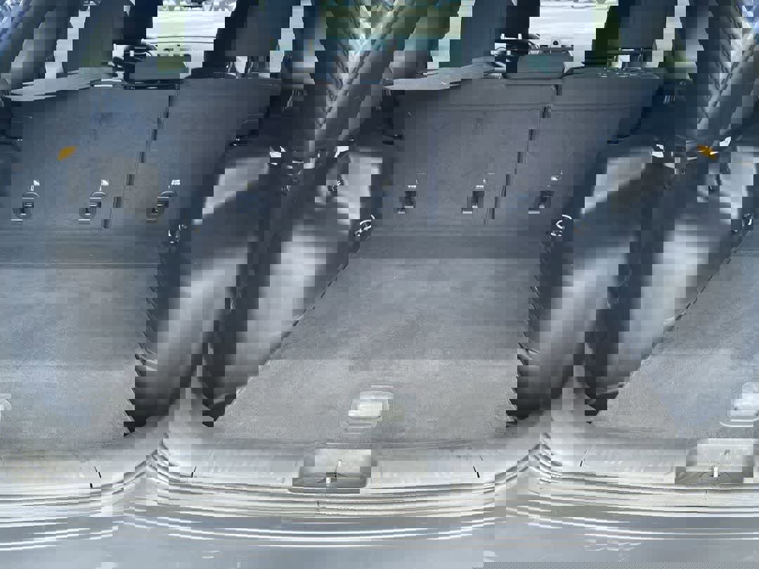 Used 2021 Jeep Cherokee Latitude image 22