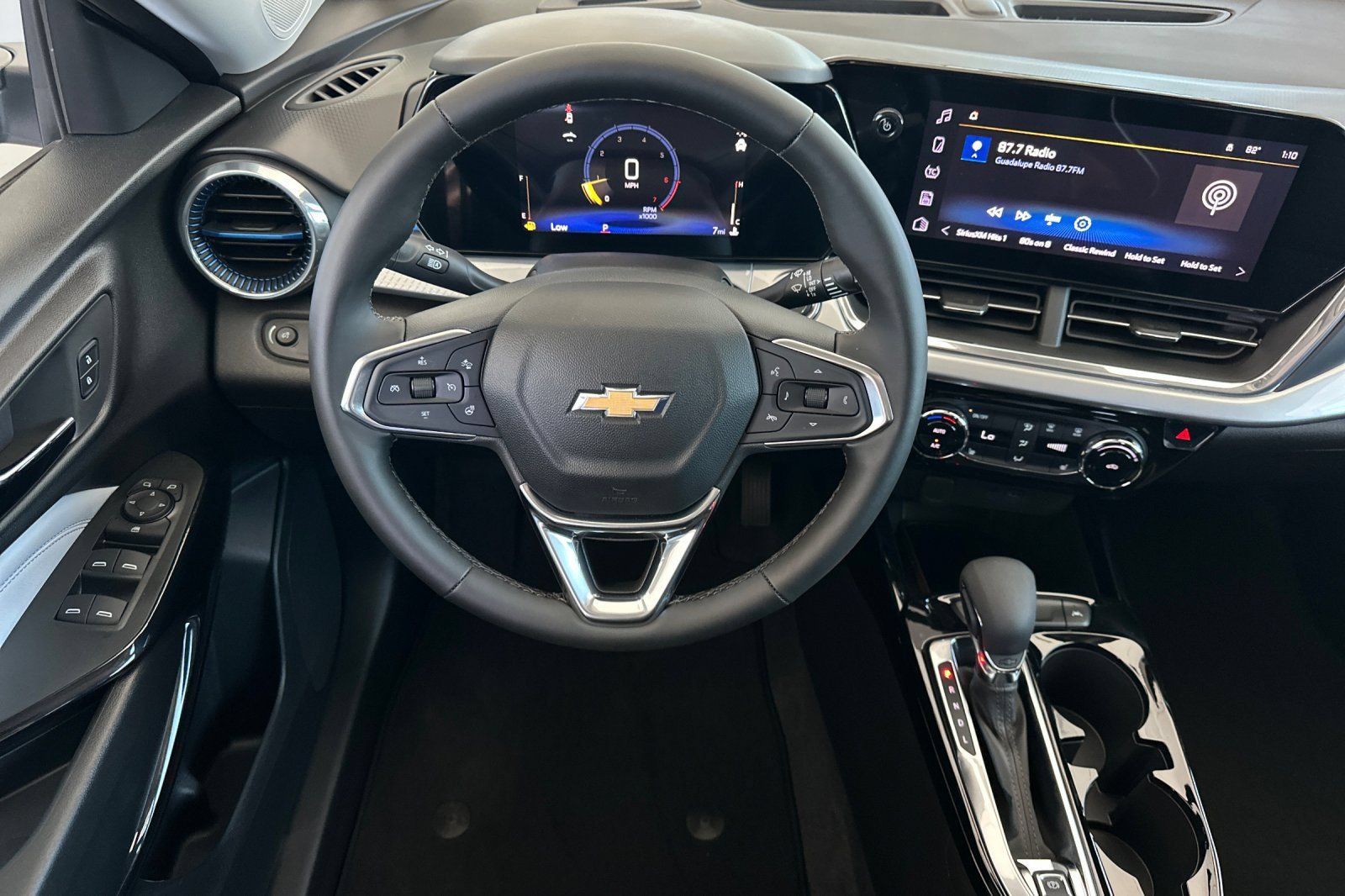 New 2026 Chevrolet Trax LT w/ Driver Confidence Package FWD image 14