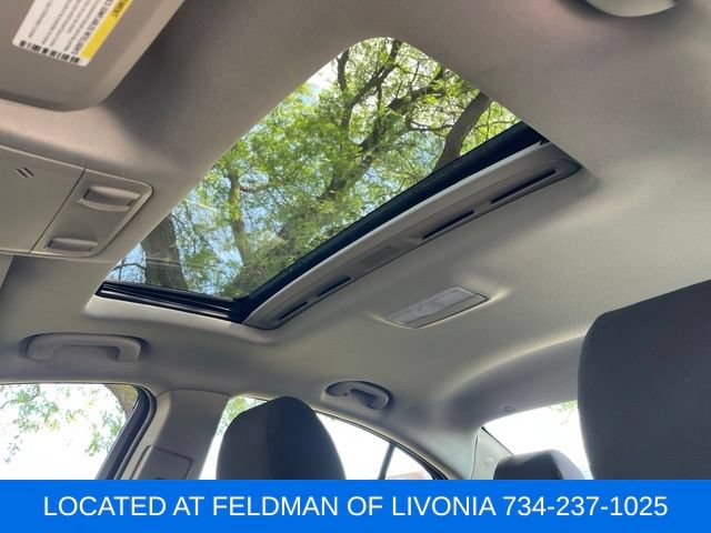 Used 2014 Chevrolet Cruze LT w/ All-Star Edition FWD image 22
