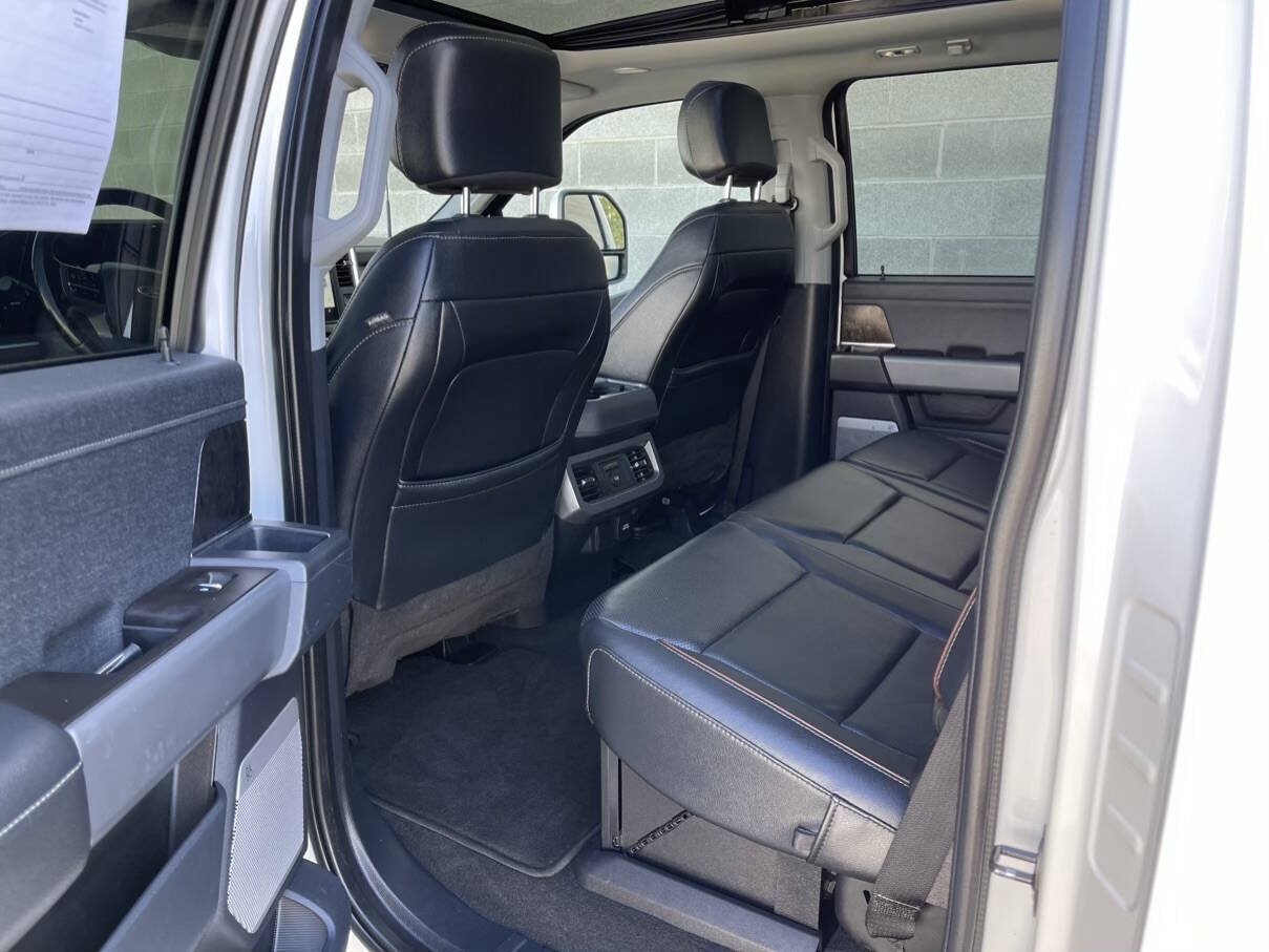 Used 2023 Ford F350 Lariat w/ Lariat Ultimate Package AWD/4WD image 17