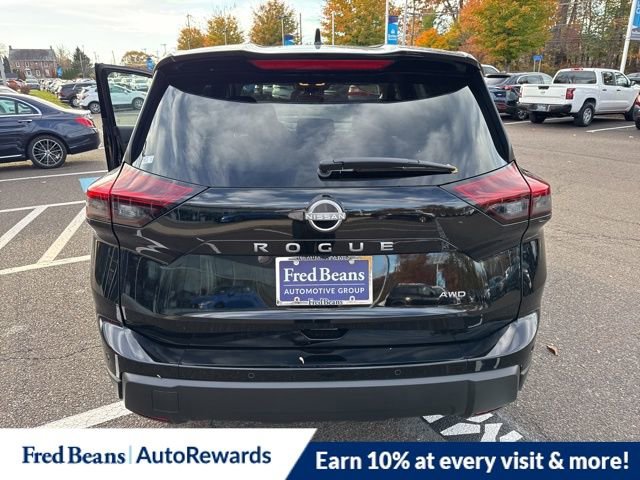 New 2026 Nissan Rogue SV image 6