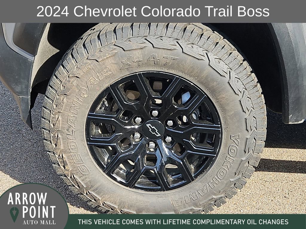 Used 2024 Chevrolet Colorado Trail Boss w/ Advanced Trailering Package image 16