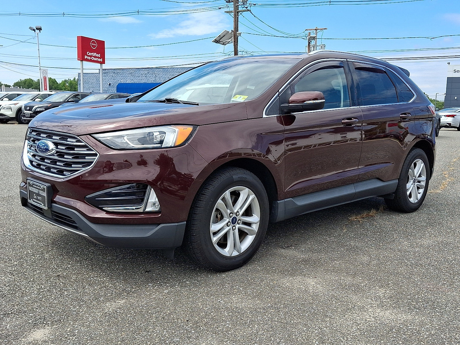 Used 2019 Ford Edge SEL w/ Equipment Group 201A AWD/4WD image 3