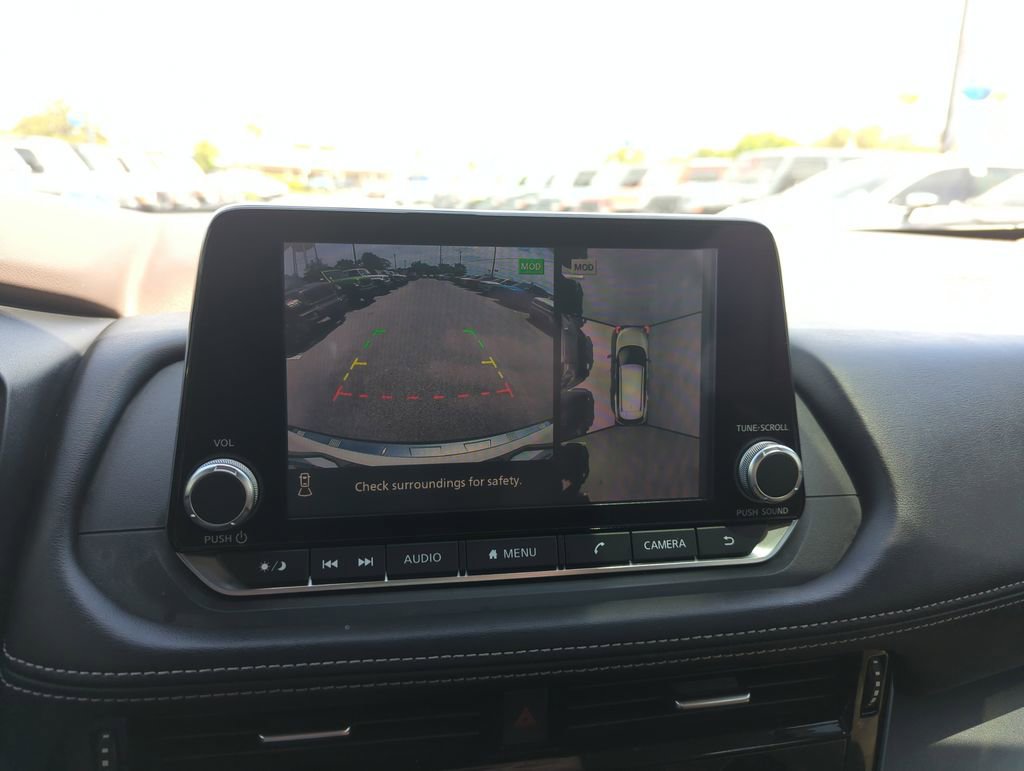 Used 2021 Nissan Rogue SV image 26