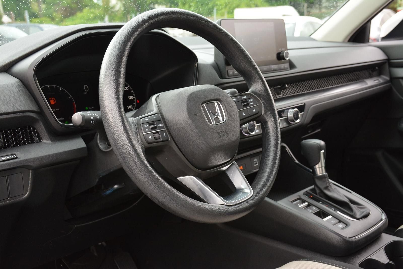 Used 2024 Honda CR-V LX image 10