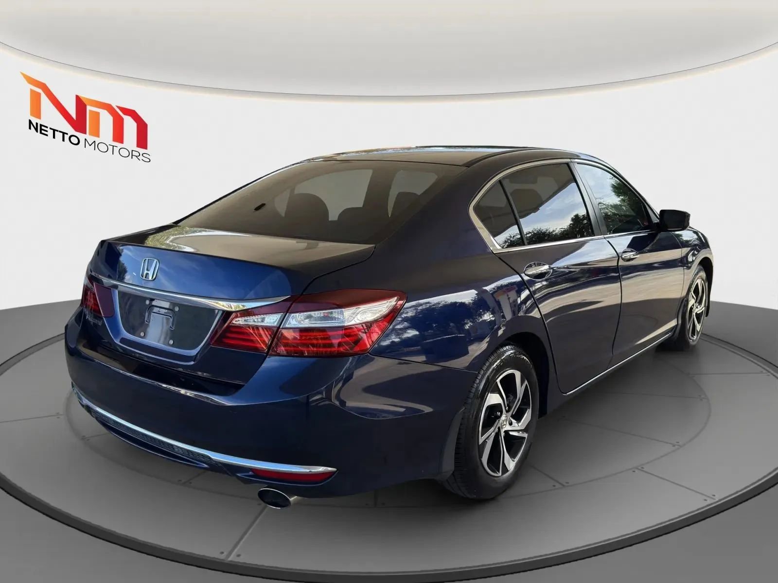 Used 2016 Honda Accord LX image 9