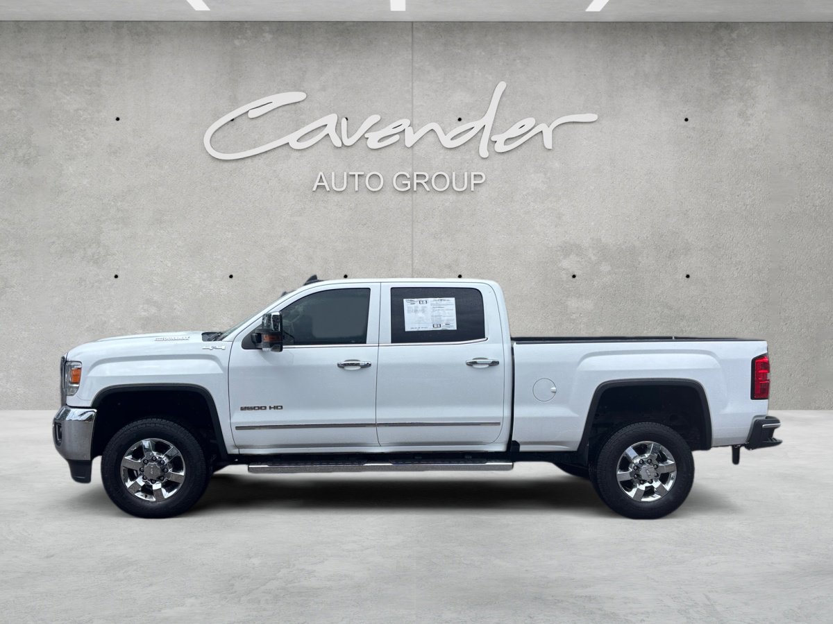 Used 2019 GMC Sierra 2500 SLT w/ Duramax Plus Package AWD/4WD image 15