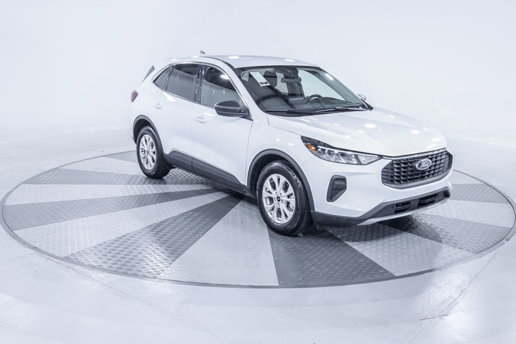 Used 2024 Ford Escape Active image 12