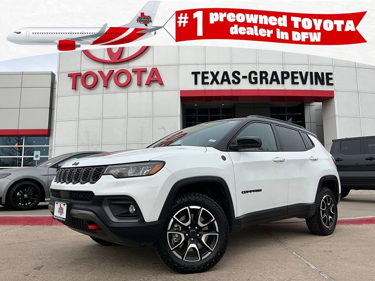 Used 2025 Jeep Compass Trailhawk w/ Trailer Tow Group image 1