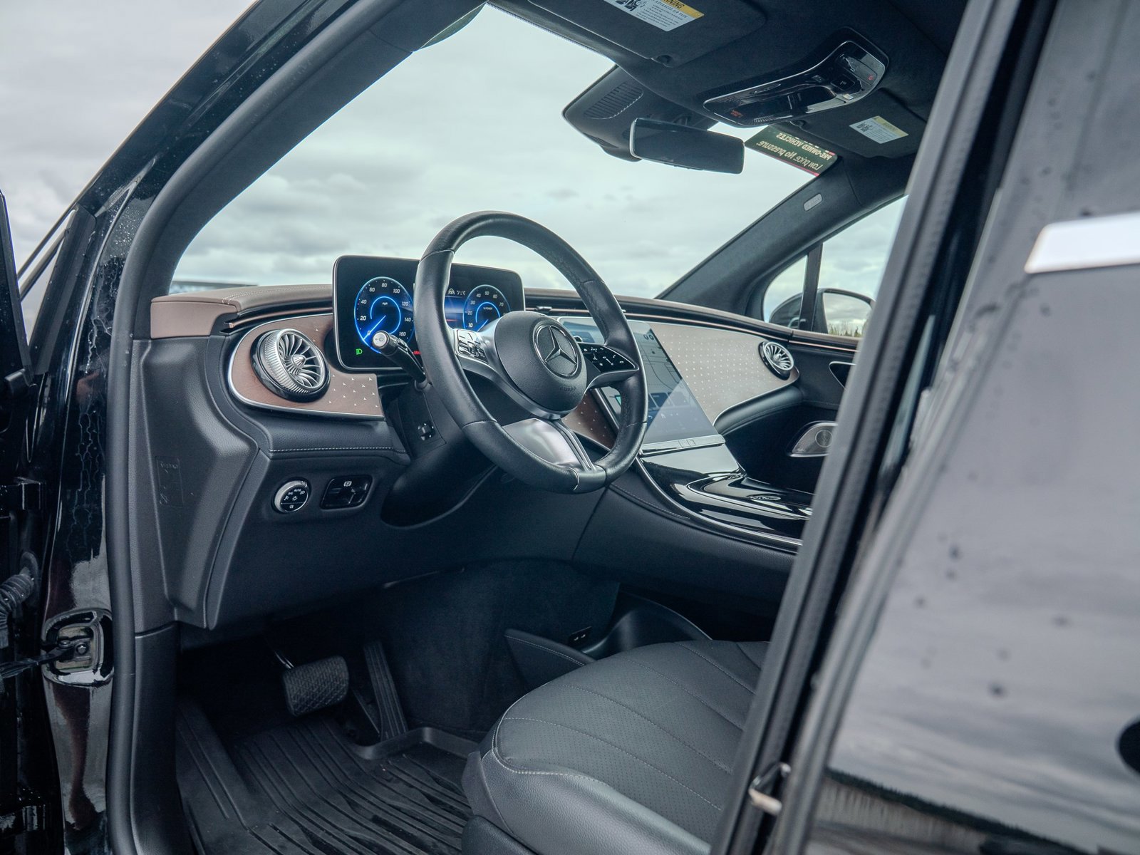 Used 2024 Mercedes-Benz EQE 350+ 4MATIC SUV w/ Driver Assistance Package image 16